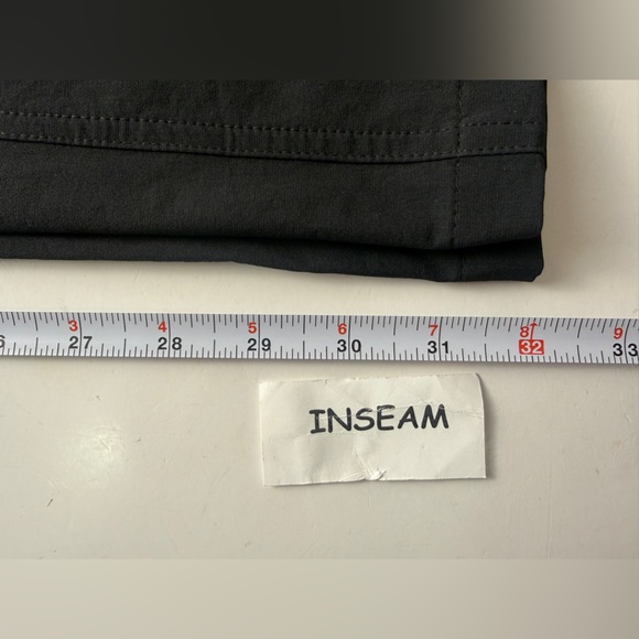 Columbia Women's Black Titanium Omni-Shield Outdoor Pants Zip Pockets Size 2/34 - Picture 12 of 16